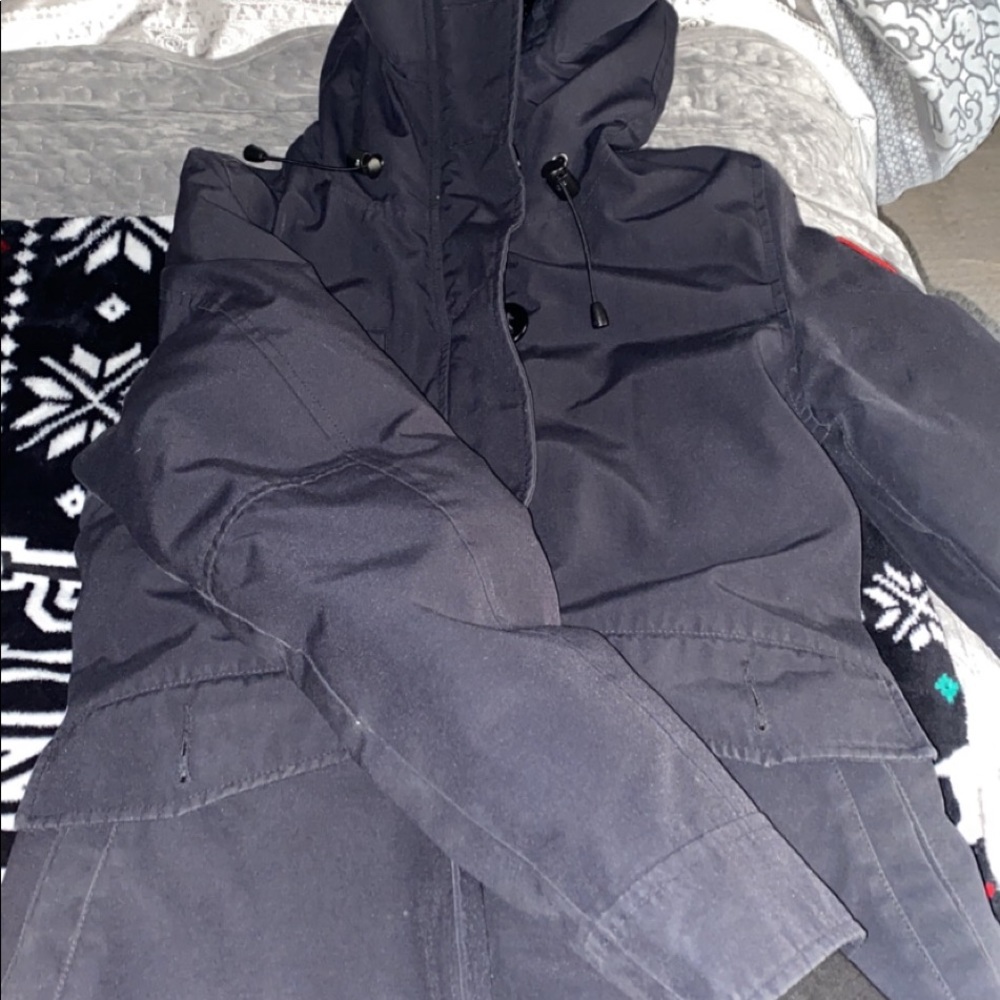 Authentic Canada Goose Jacket - Picture 2 of 6